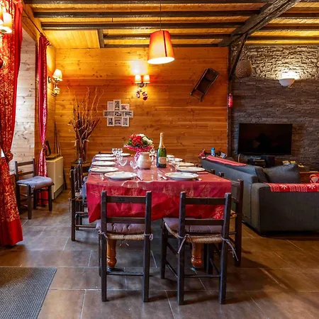 Jumelia Holiday home *